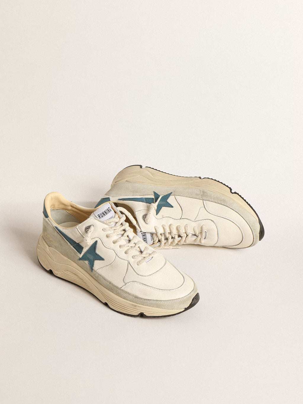 Running Sole en nappa avec étoile en cuir bleu et empiècement en daim
