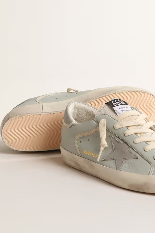 Super-Star femme en cuir nappa bleu avec étoile et empiècement arrière en cuir gris